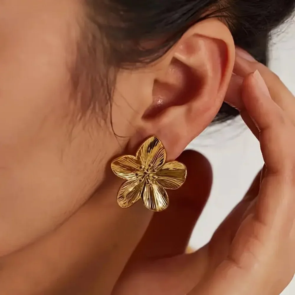 14K Gold Womens Flower Earrings Ladies 14 Karat 925 Silver Floral Style Jewelry - Picture 1 of 8